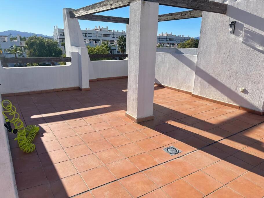 2 Bedroom Apartment Condado De Alhama - Naranjos 8 アルアマ・デ・ムルシア エクステリア 写真